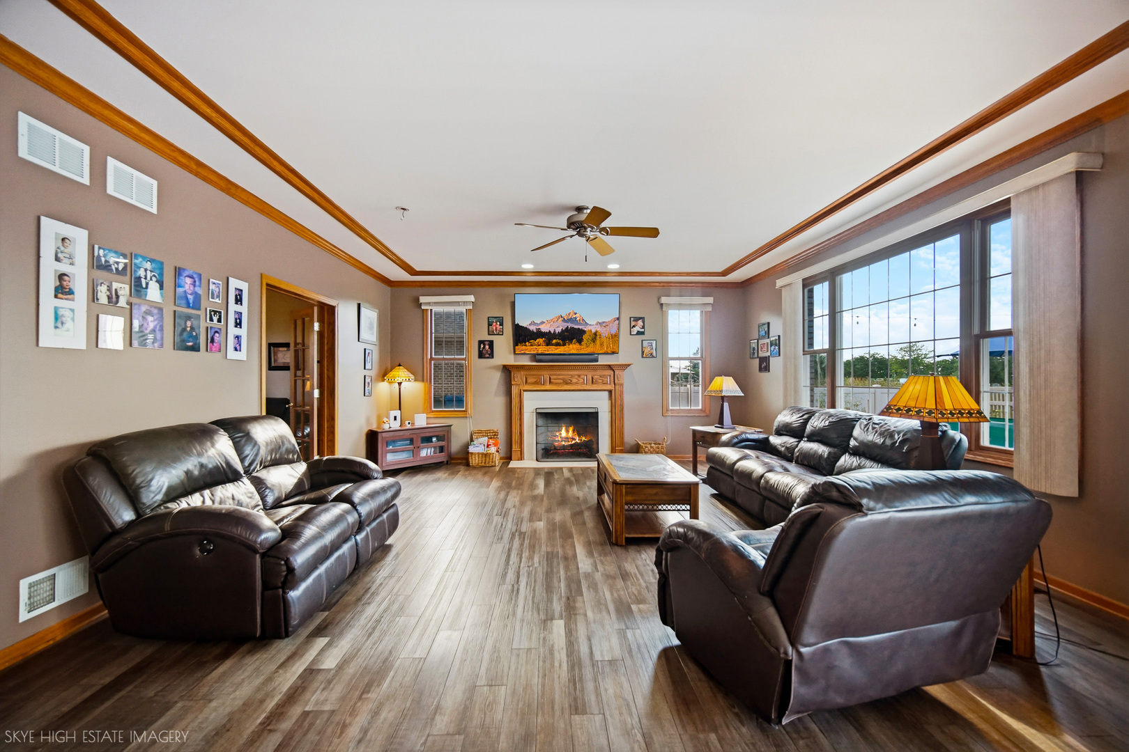 16015 Ridgewood Drive