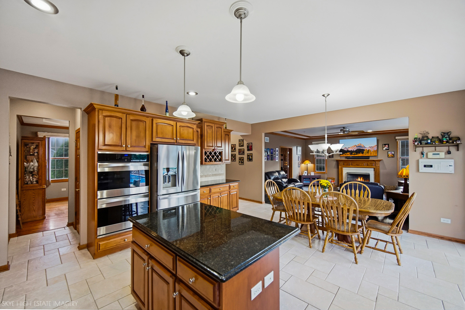 16015 Ridgewood Drive