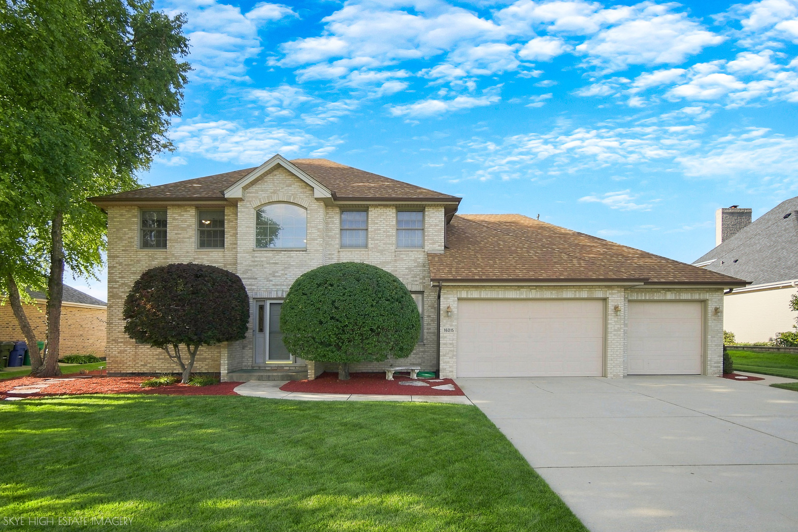 16015 Ridgewood Drive