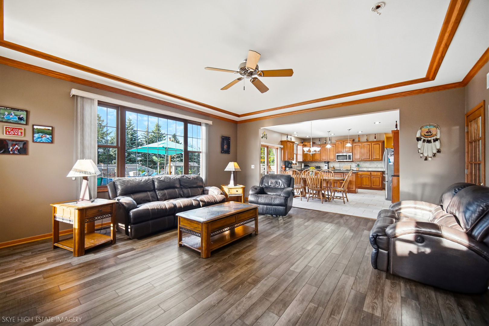 16015 Ridgewood Drive