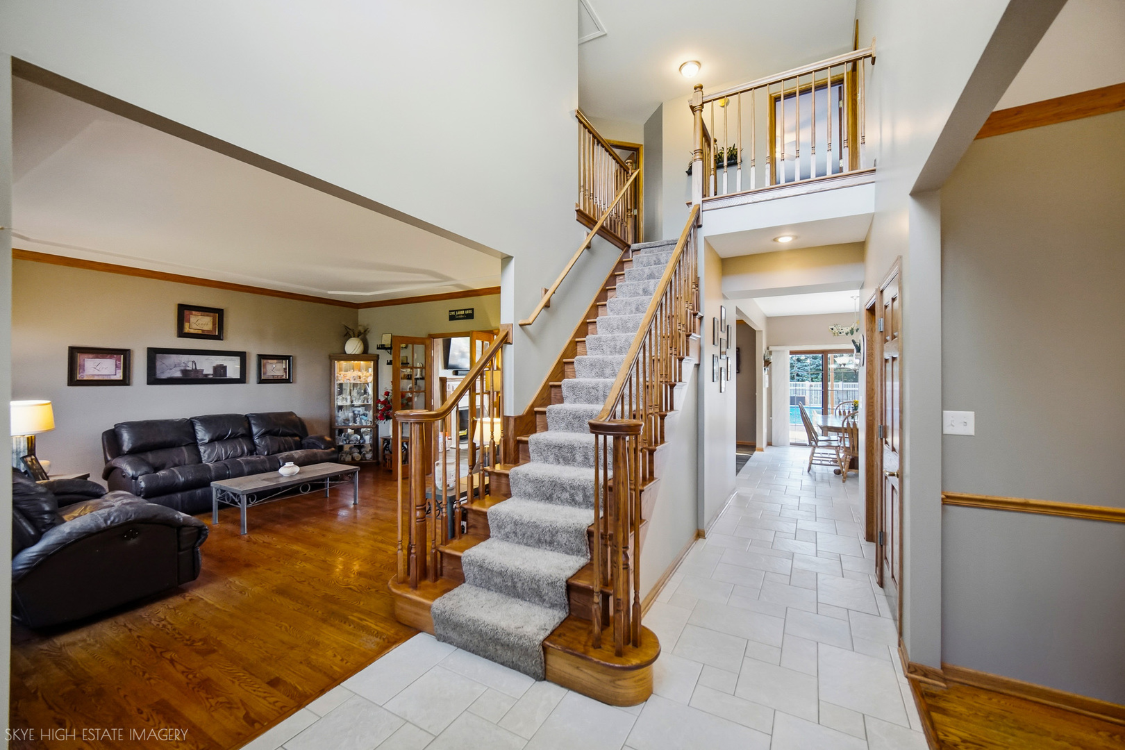 16015 Ridgewood Drive
