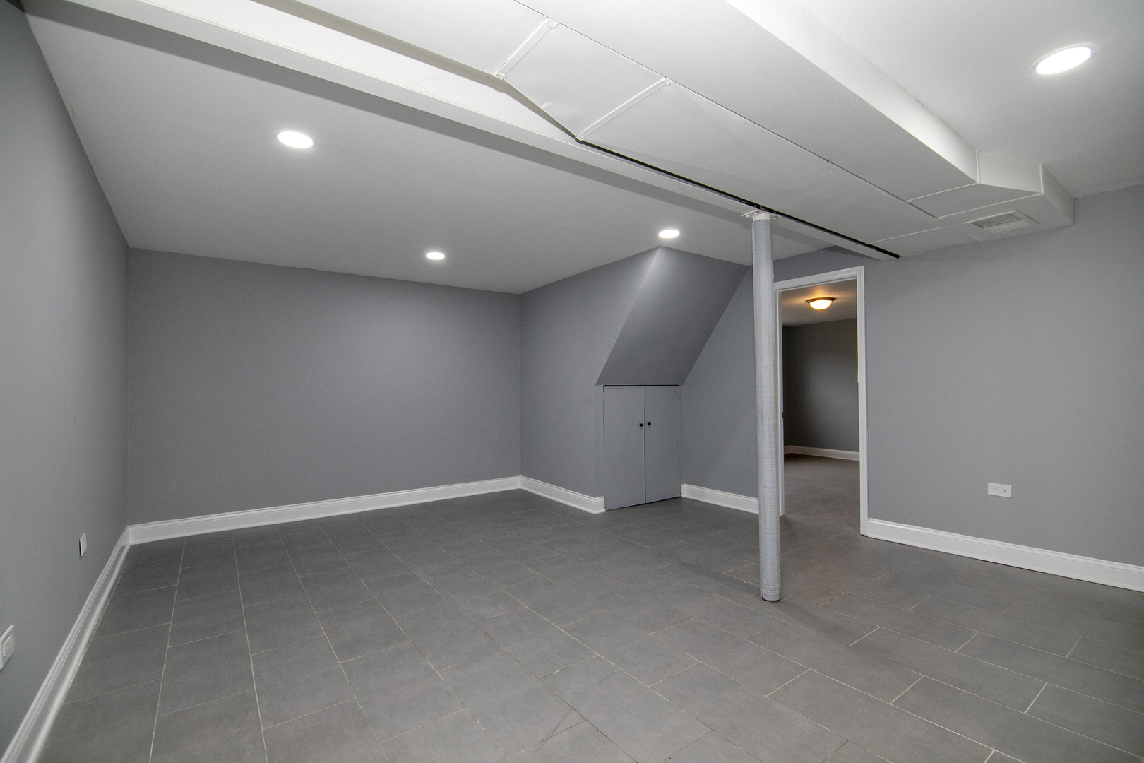 8836 Oakwood Drive