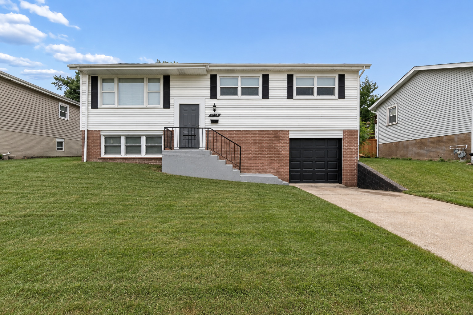 8836 Oakwood Drive