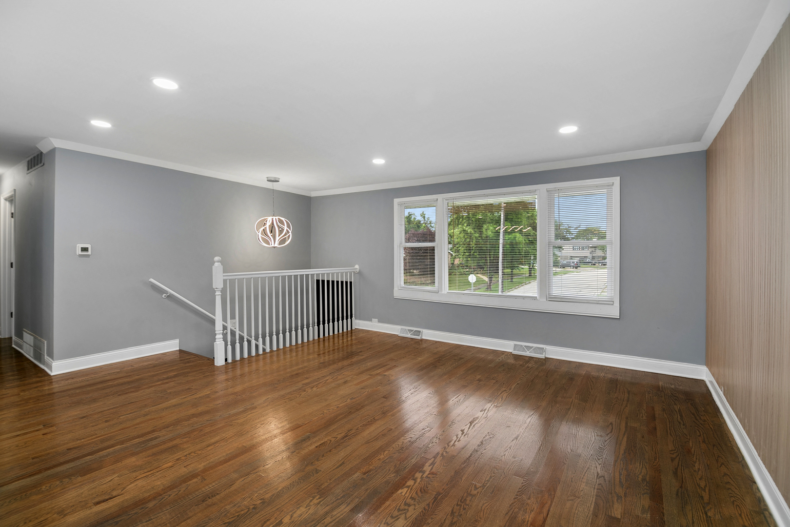8836 Oakwood Drive