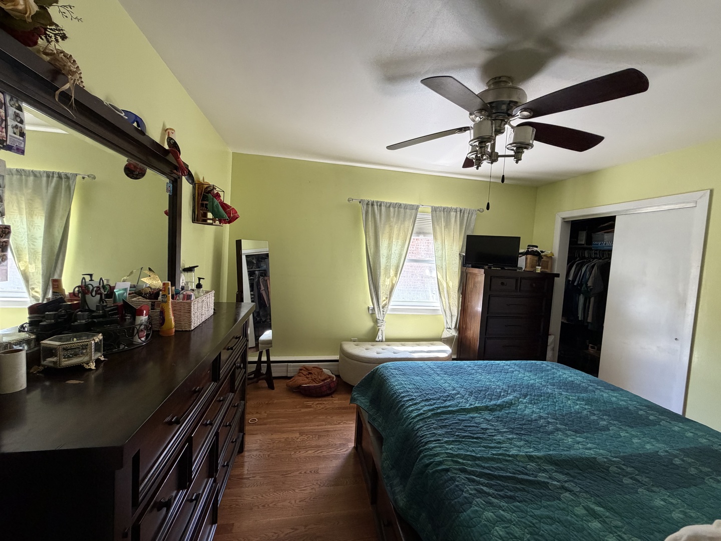 3724 S 60th Court