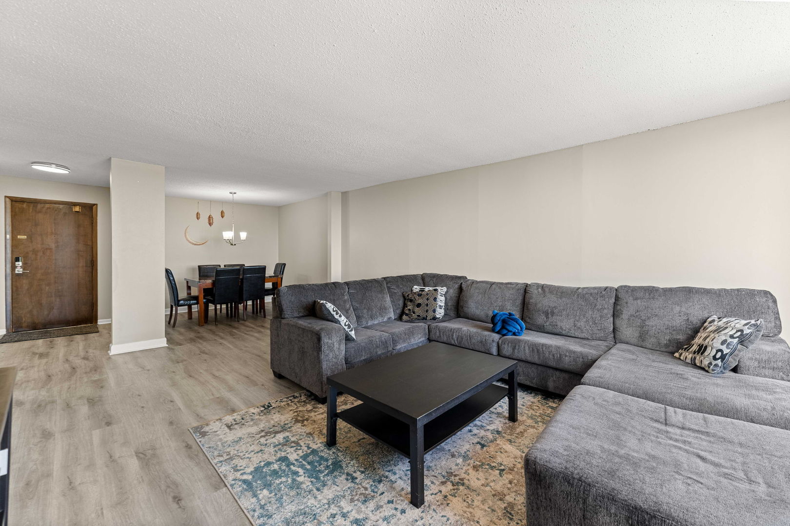 2000 Saint Regis Drive Unit: 7D
