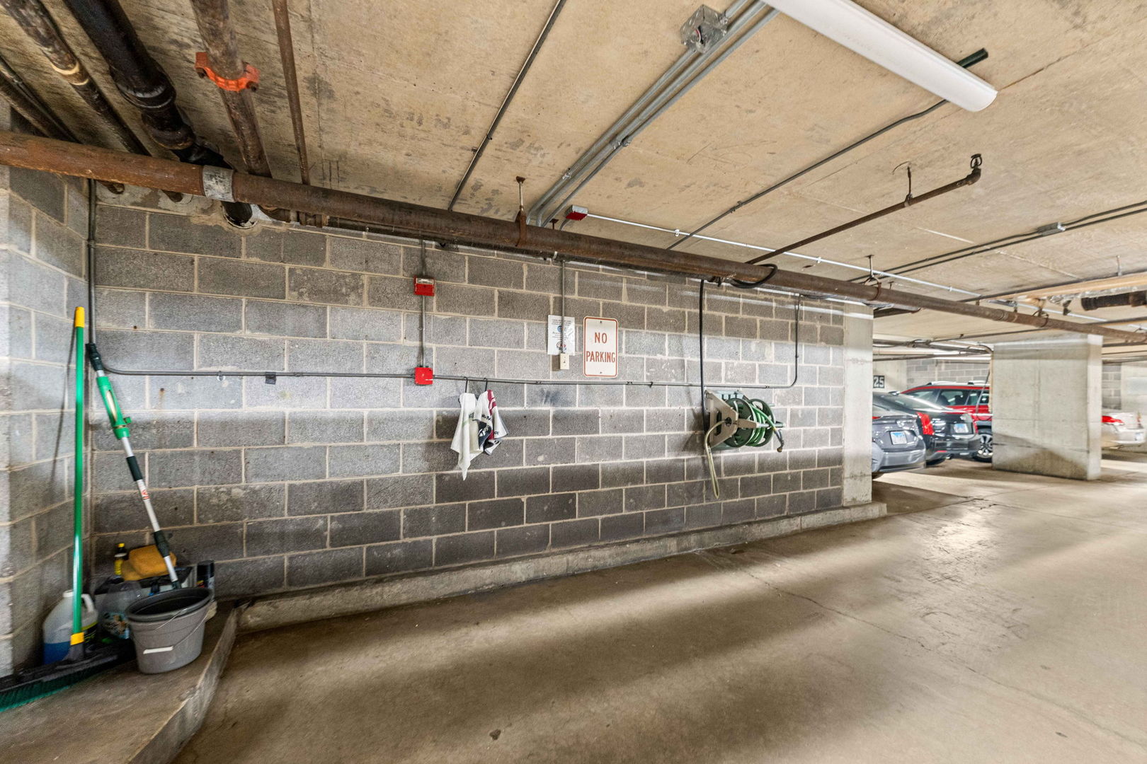 2000 Saint Regis Drive Unit: 7D