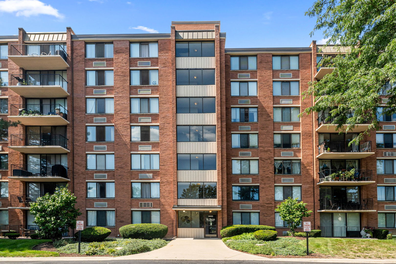 2000 Saint Regis Drive Unit: 7D