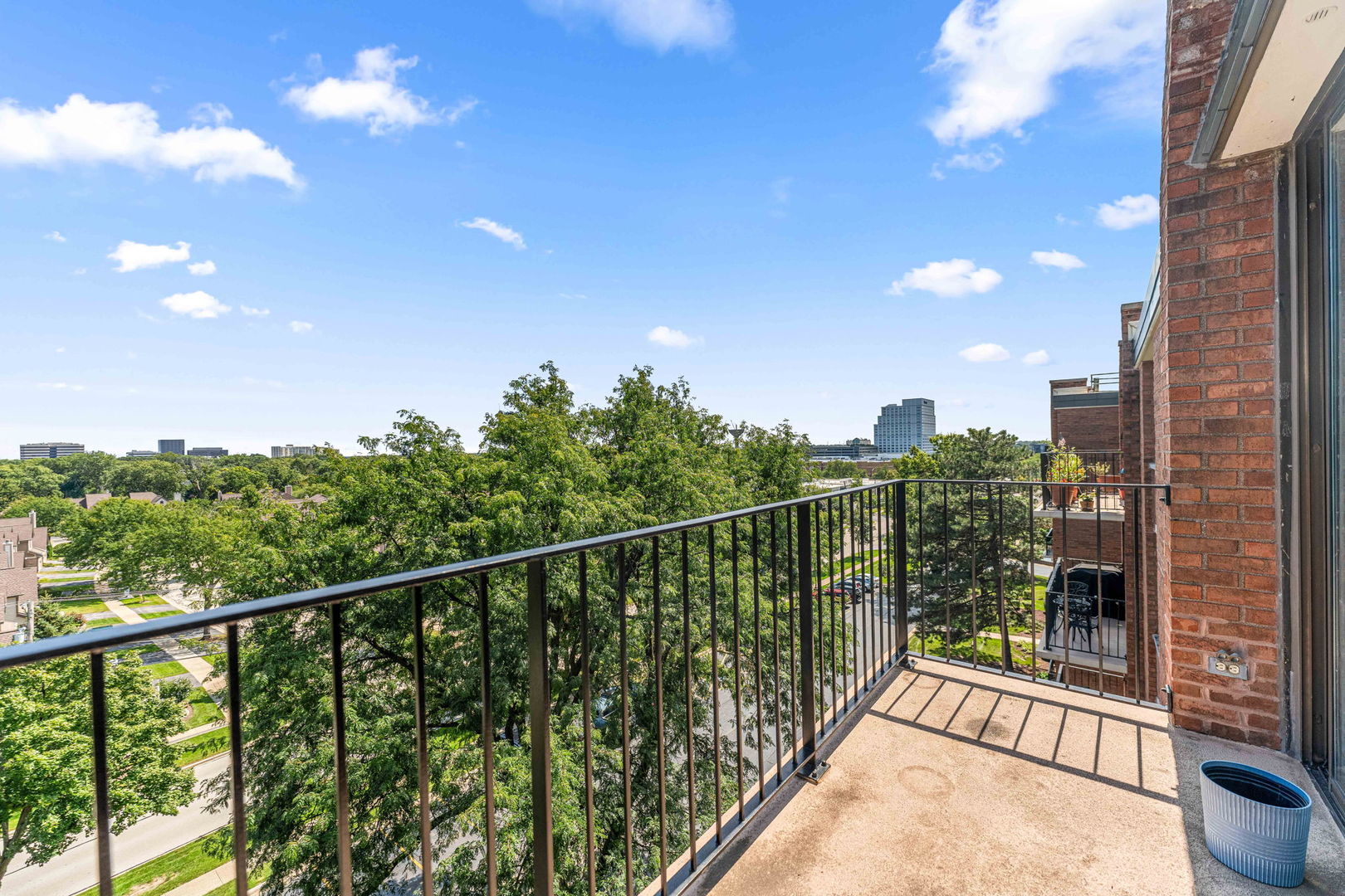 2000 Saint Regis Drive Unit: 7D