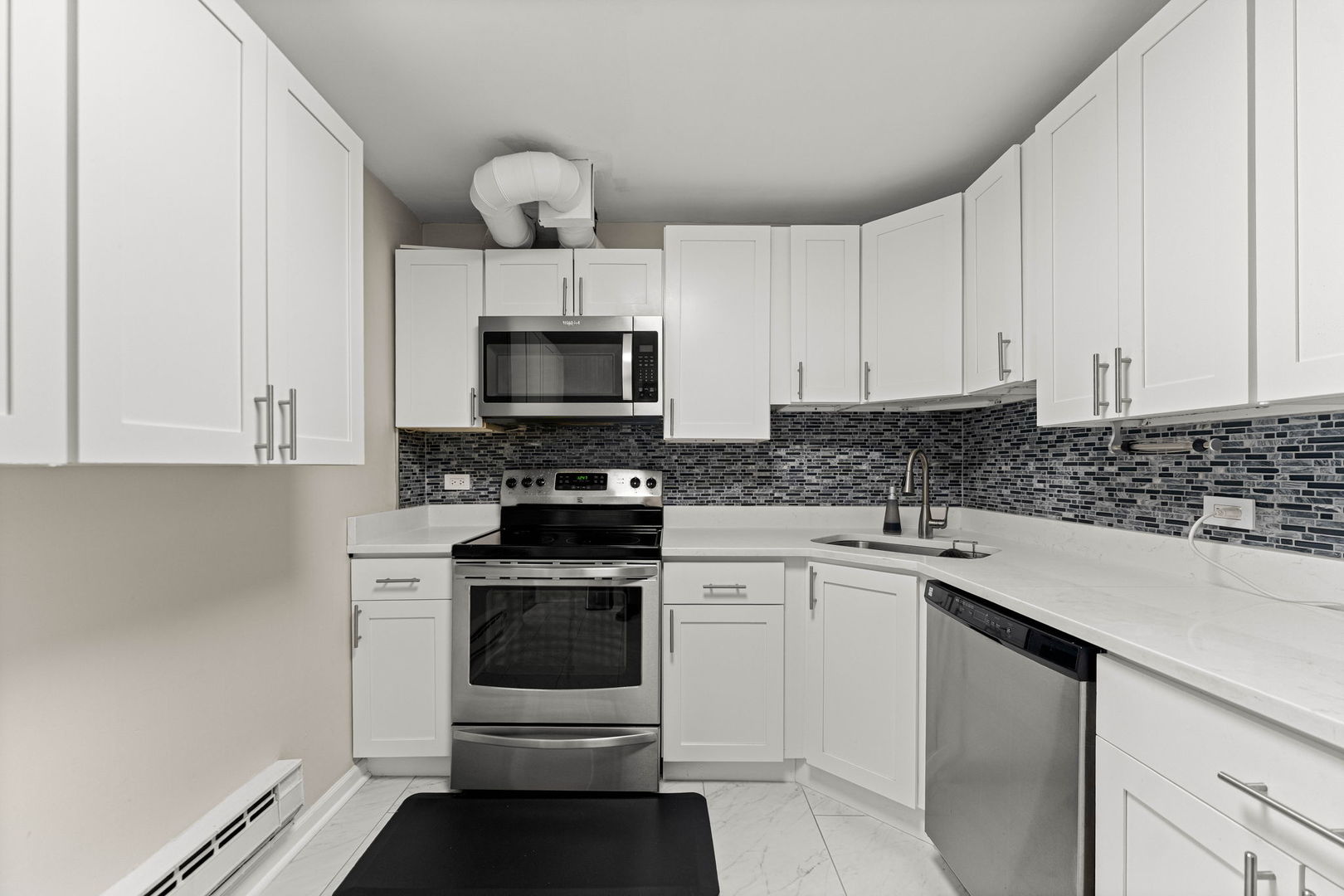 2000 Saint Regis Drive Unit: 7D