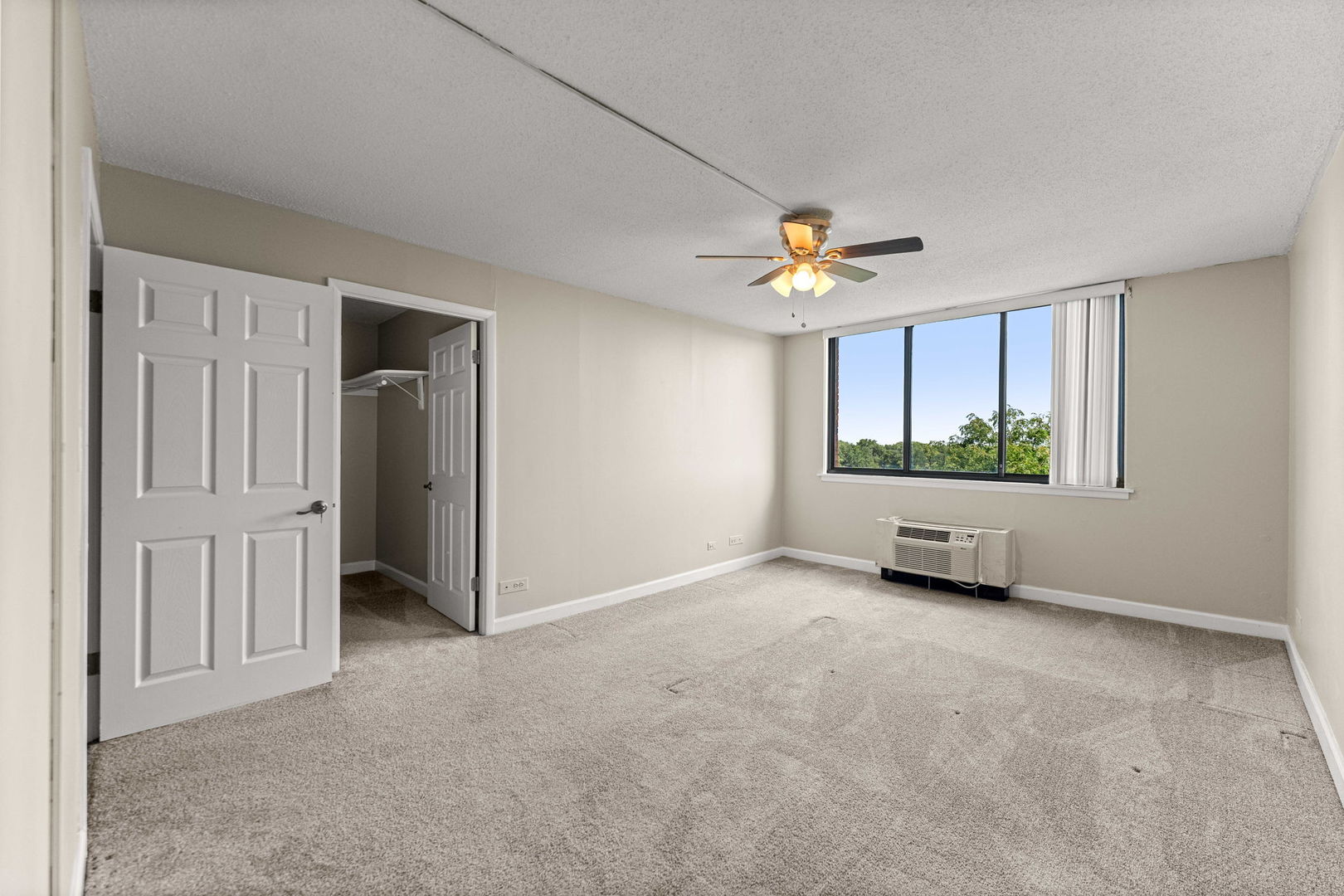 2000 Saint Regis Drive Unit: 7D