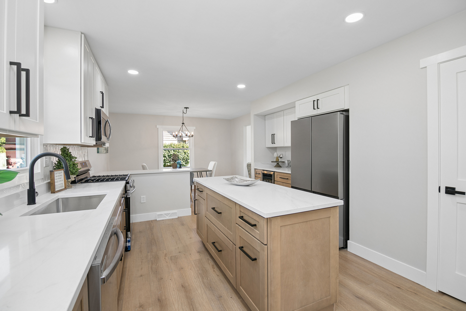1413 Delmar Drive