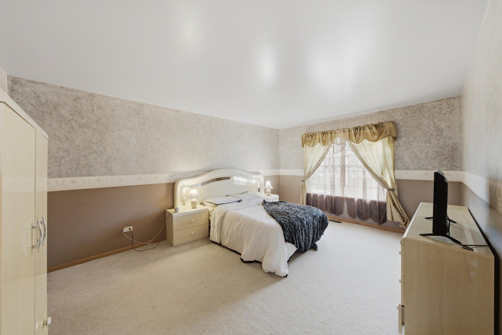 7420 Maple Drive