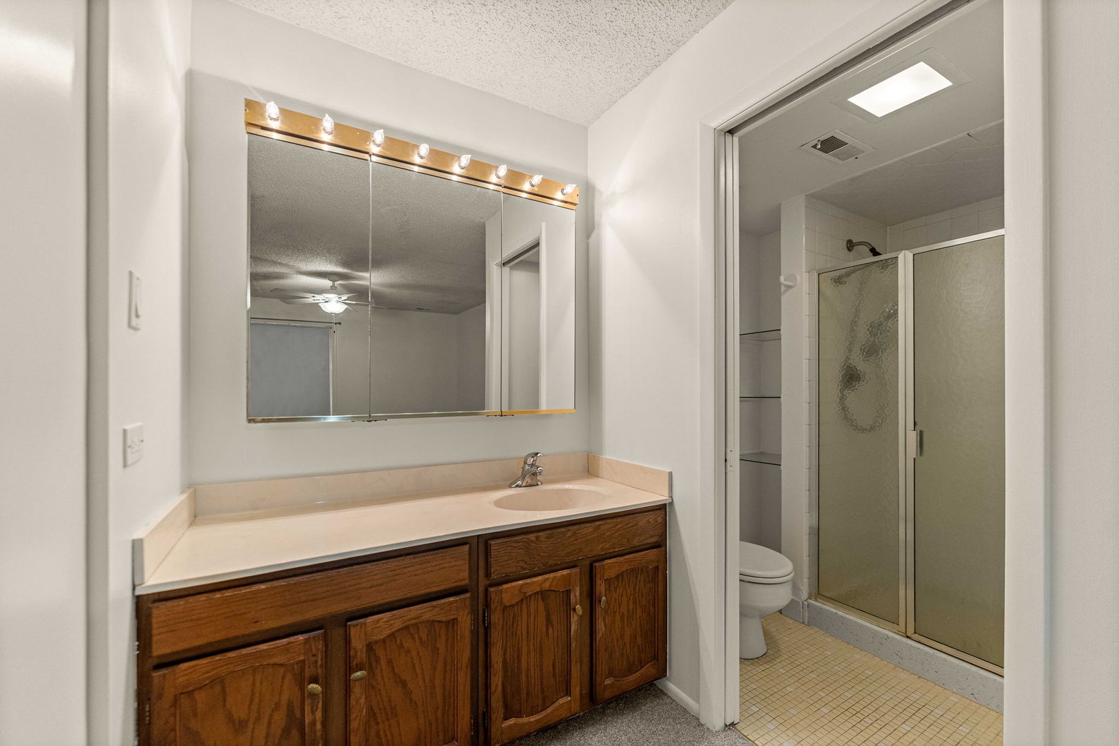 8245 Poplar Lane Unit: 5B