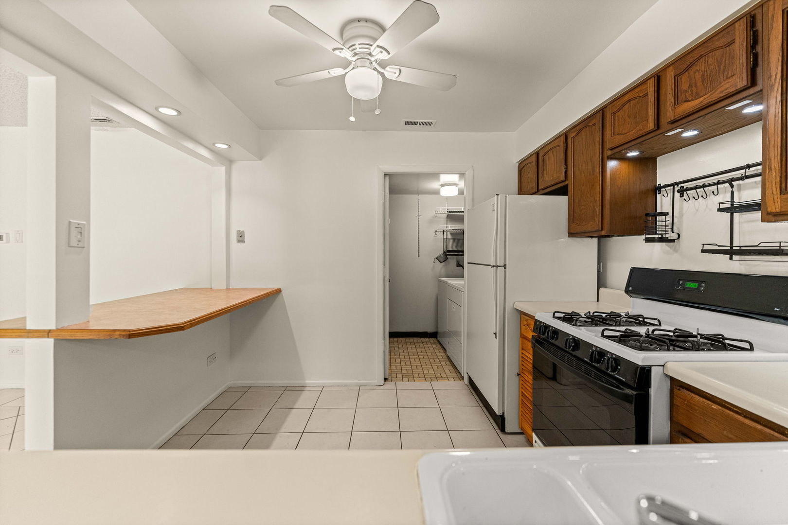 8245 Poplar Lane Unit: 5B