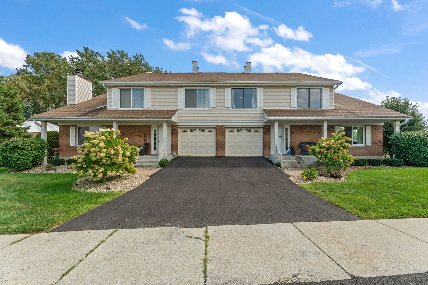 9315 W 142nd Street Unit: 102