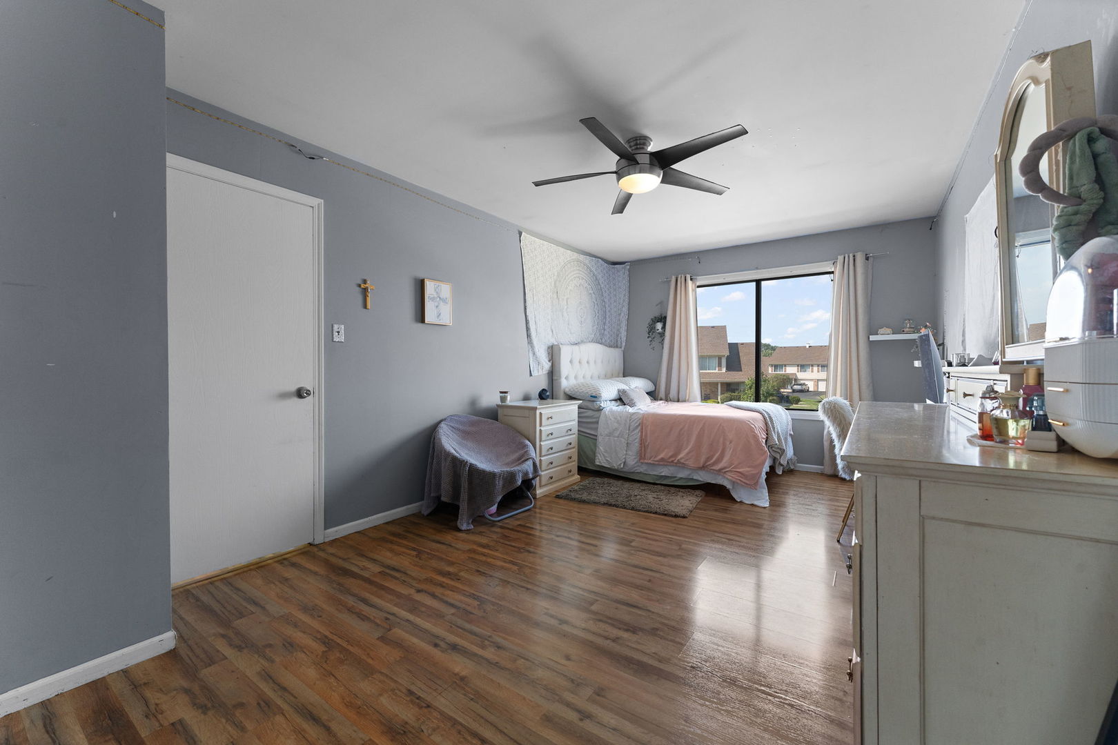 9315 W 142nd Street Unit: 102