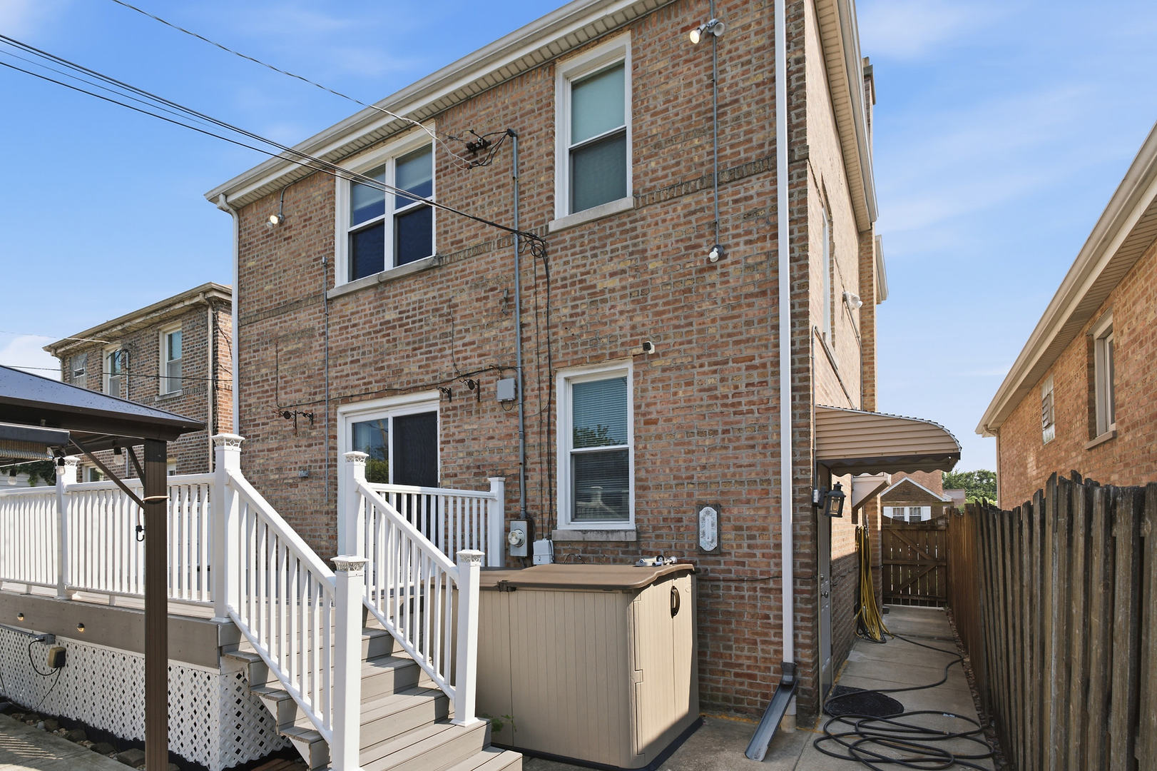 3718 W 67th Place