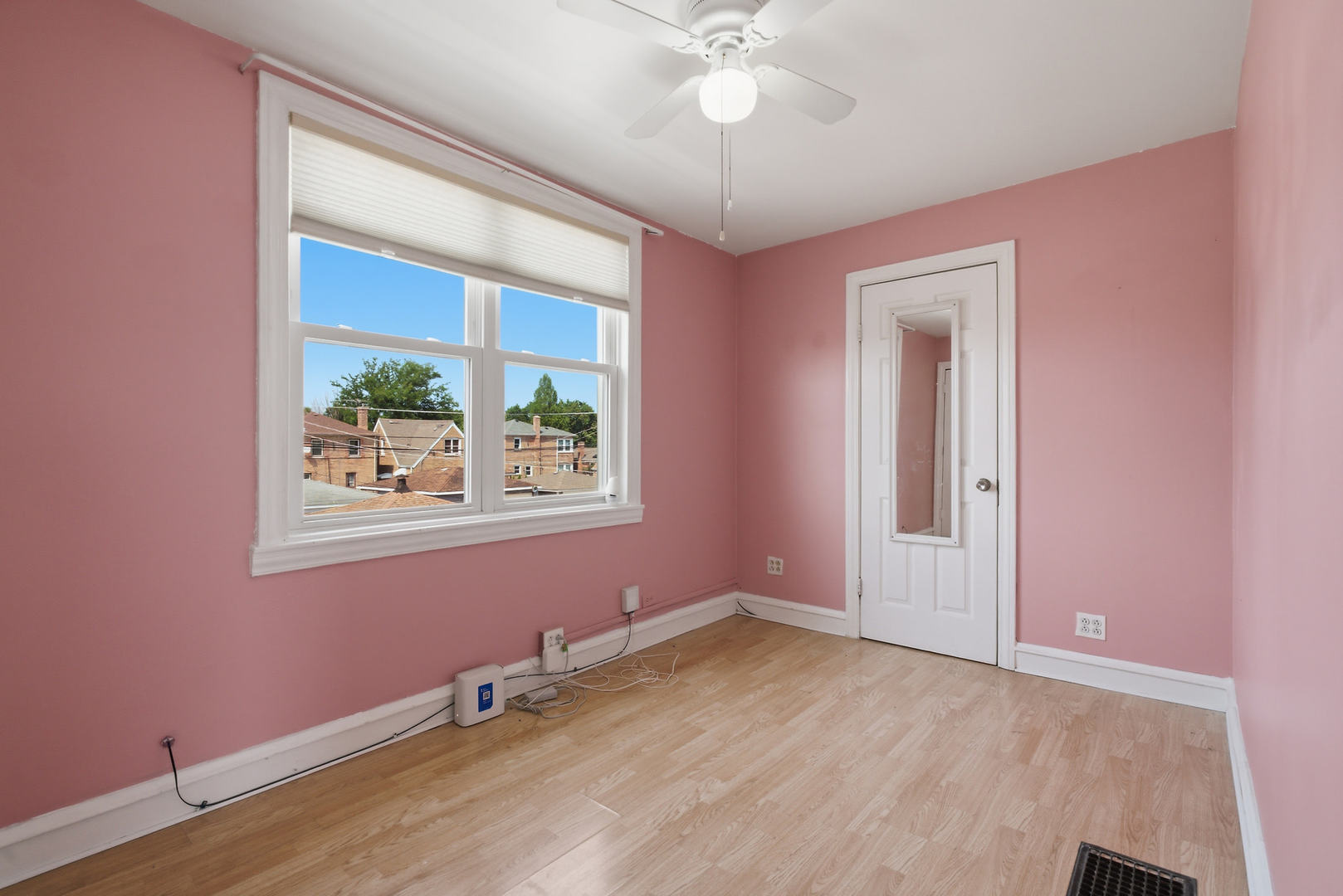 3718 W 67th Place