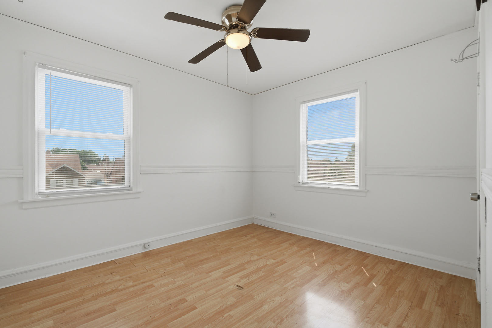 3718 W 67th Place