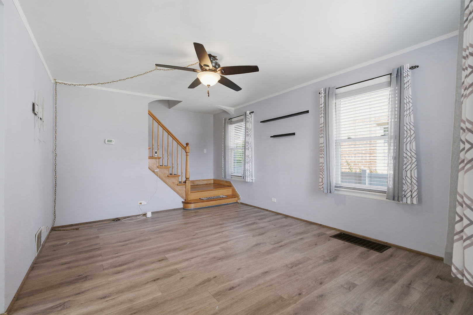 3718 W 67th Place