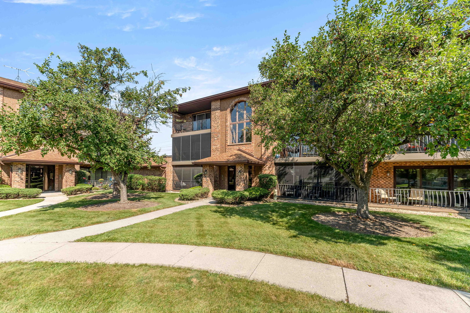 8804 W 140th Street Unit: 2C