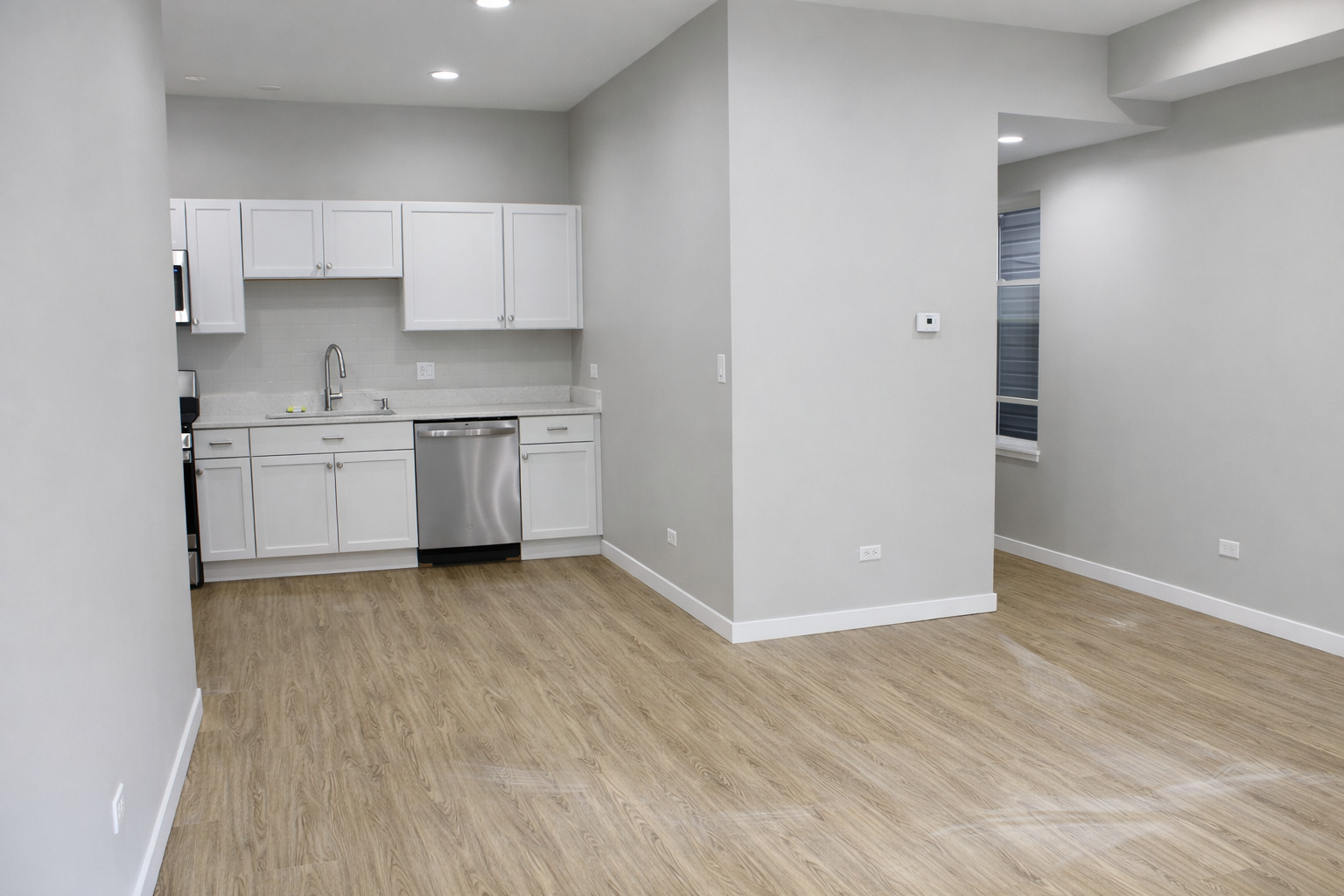 2146 W 21 Street Unit: 1