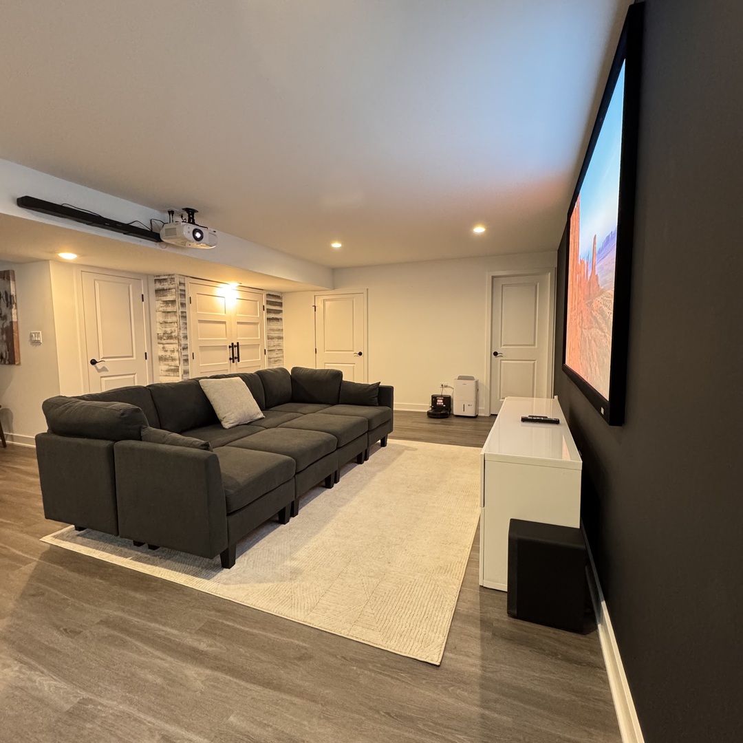 548 Mihelich Lane