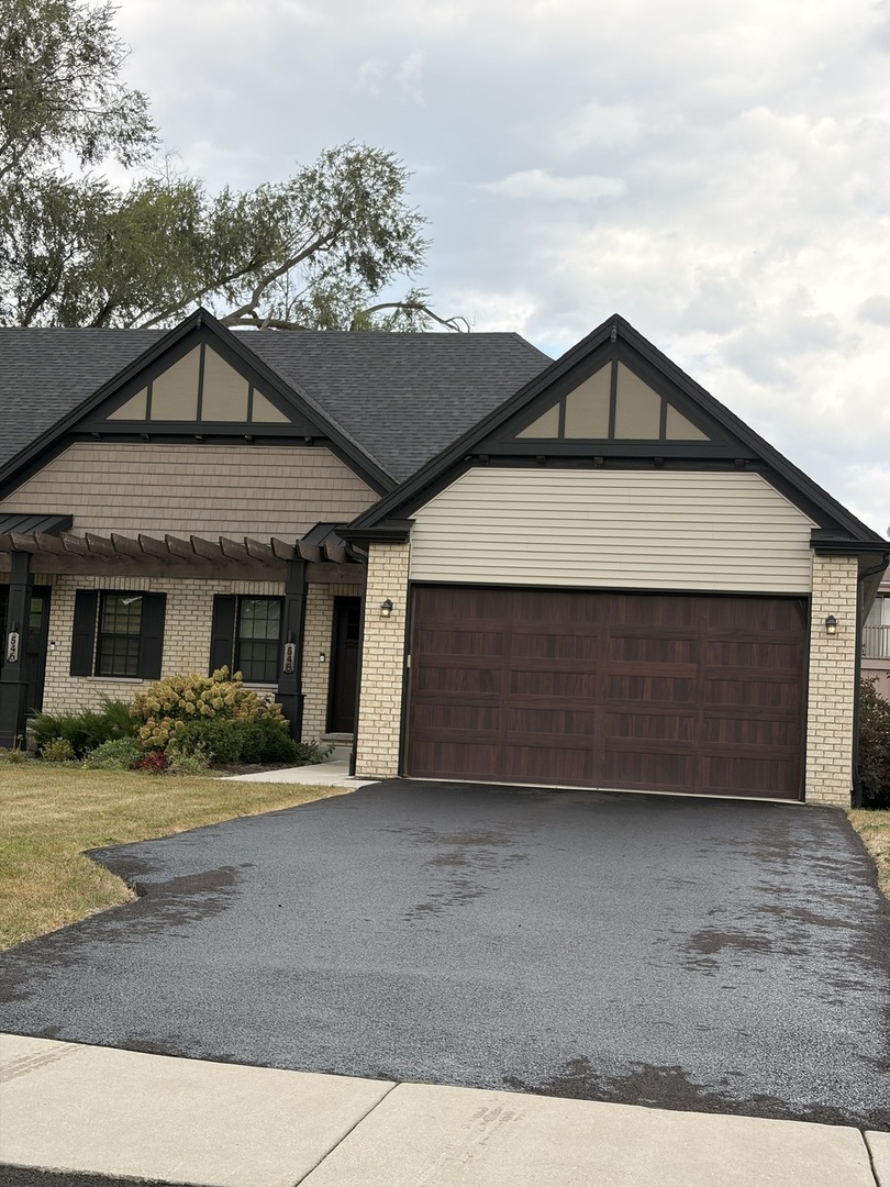 548 Mihelich Lane