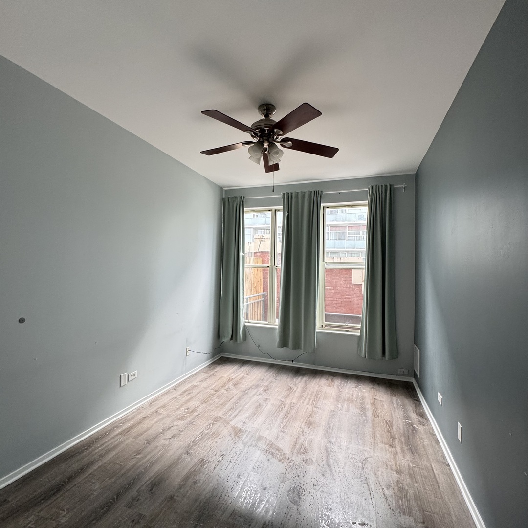 1631 S Michigan Avenue Unit: 402