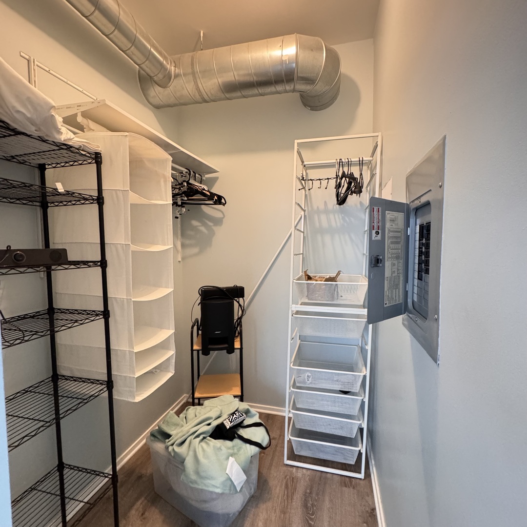1631 S Michigan Avenue Unit: 402