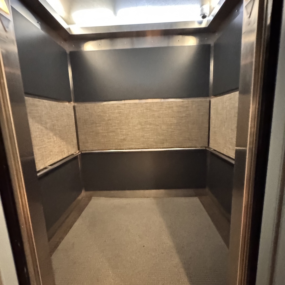 1631 S Michigan Avenue Unit: 402