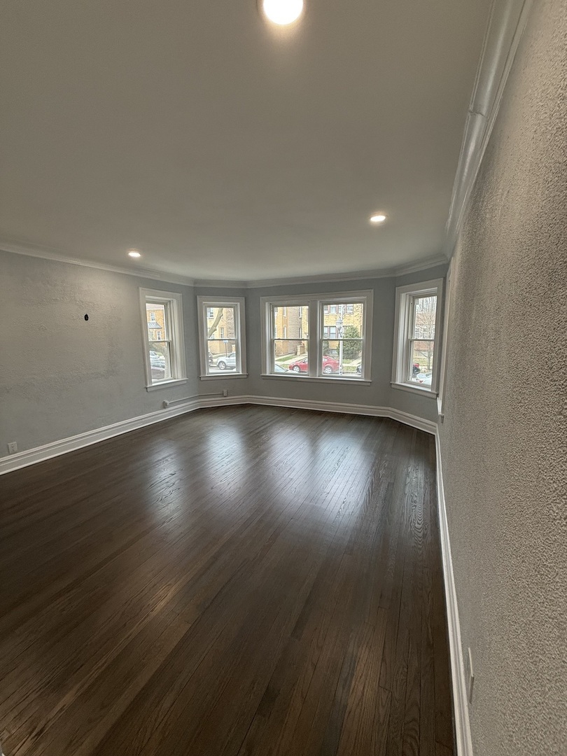 2827 W Lunt Avenue Unit: 1
