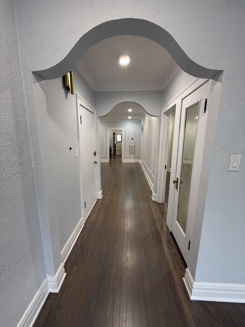 2827 W Lunt Avenue Unit: 1