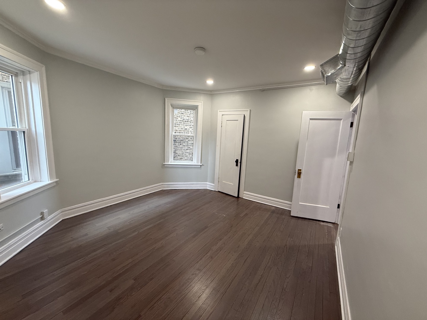 2827 W Lunt Avenue Unit: 1
