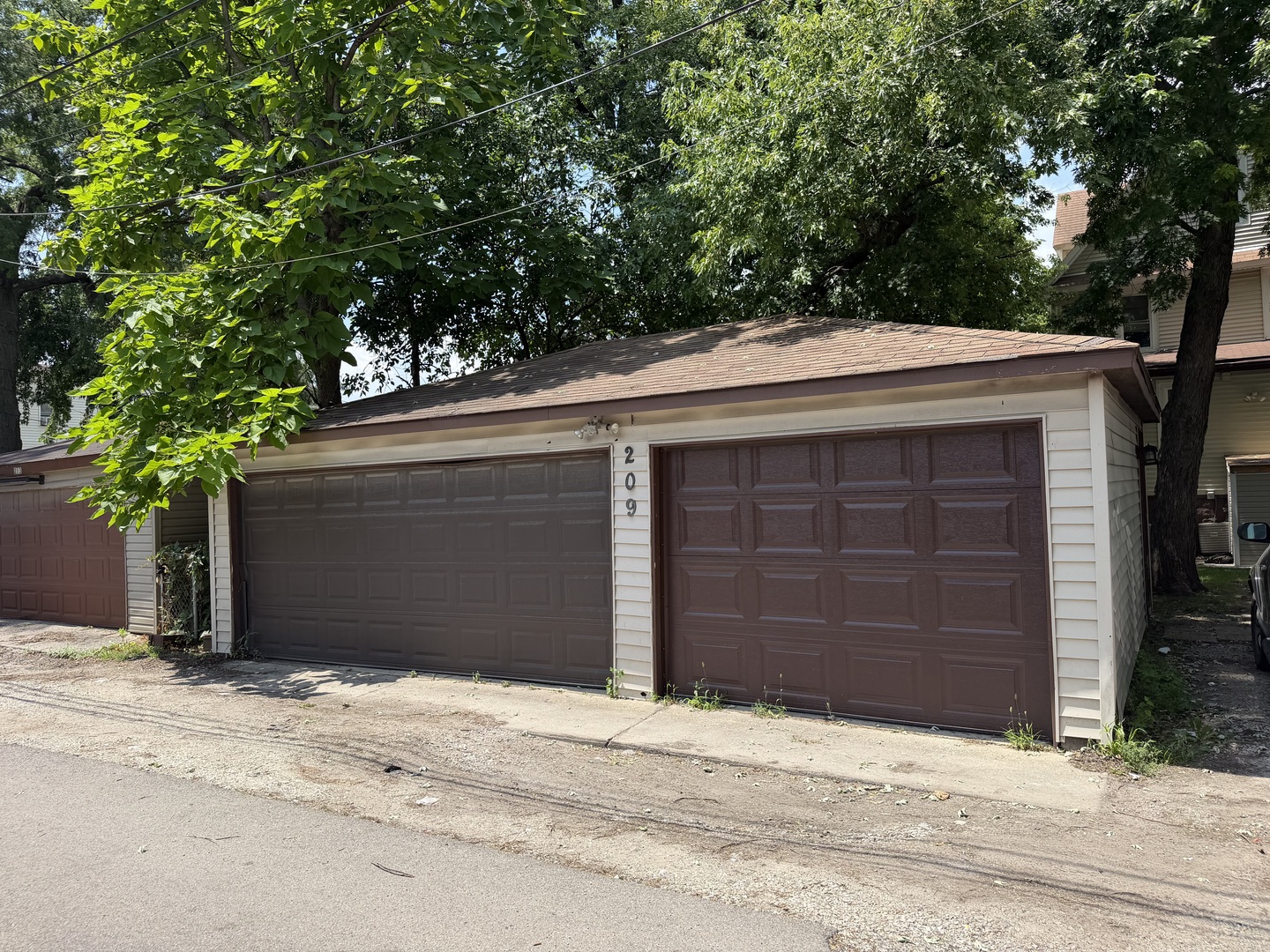 209 S 19th Avenue