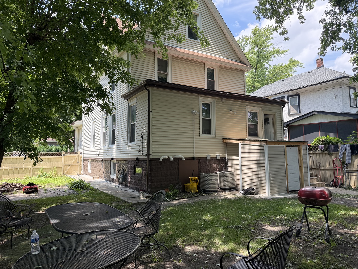 209 S 19th Avenue