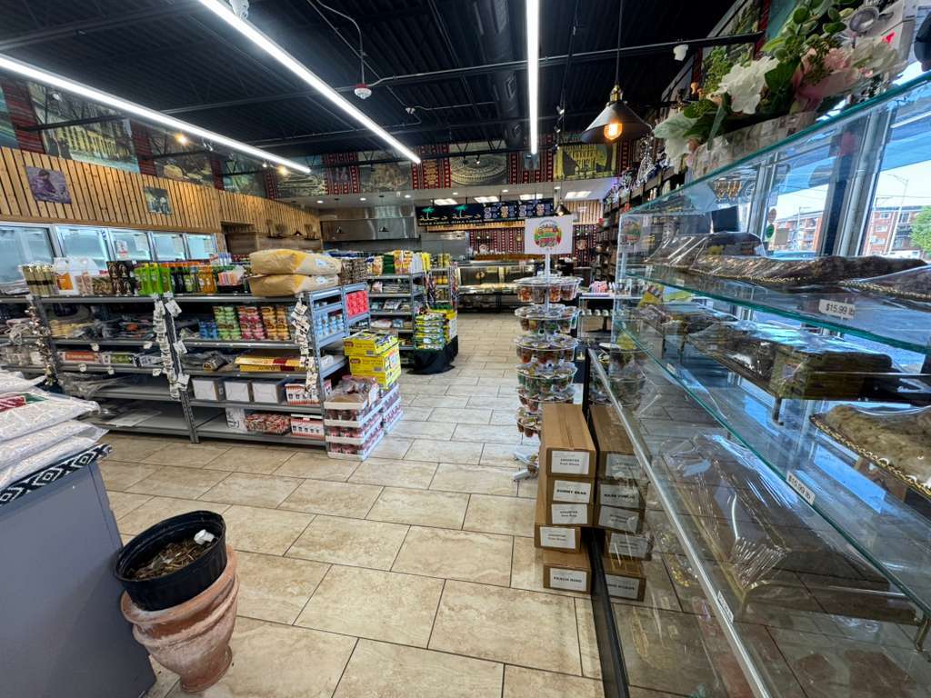 8031 W 87th Street