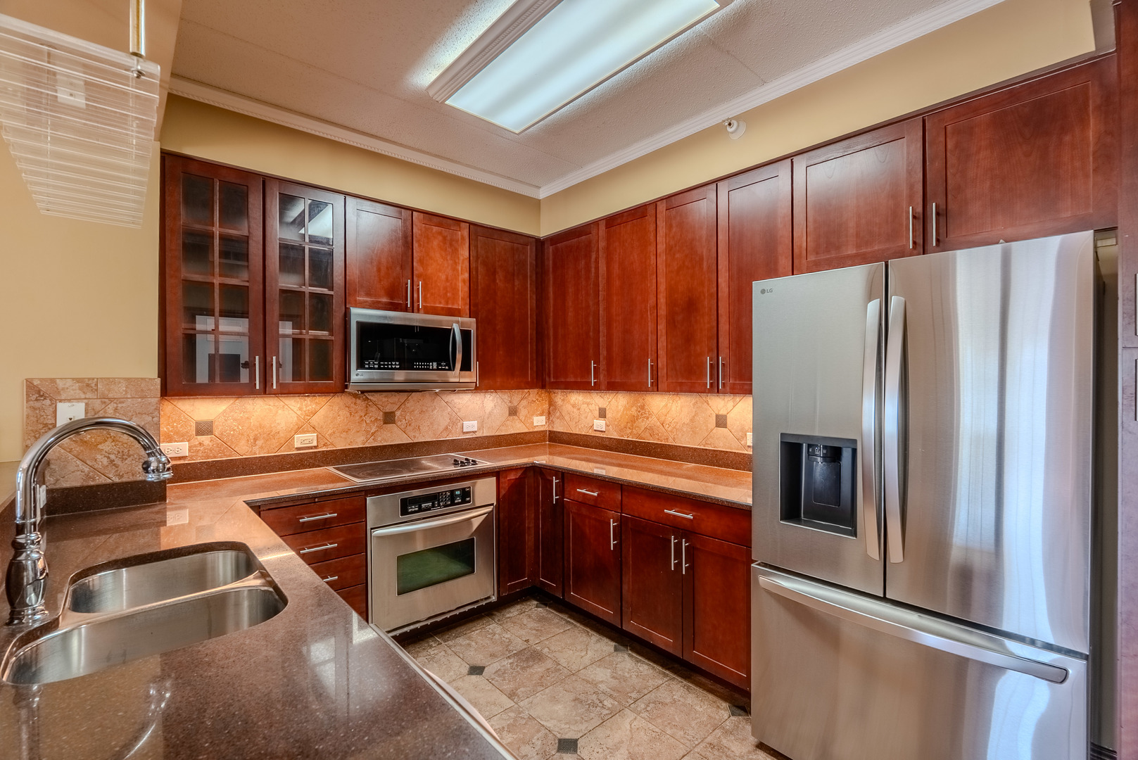 153 Pointe Drive Unit: 2201