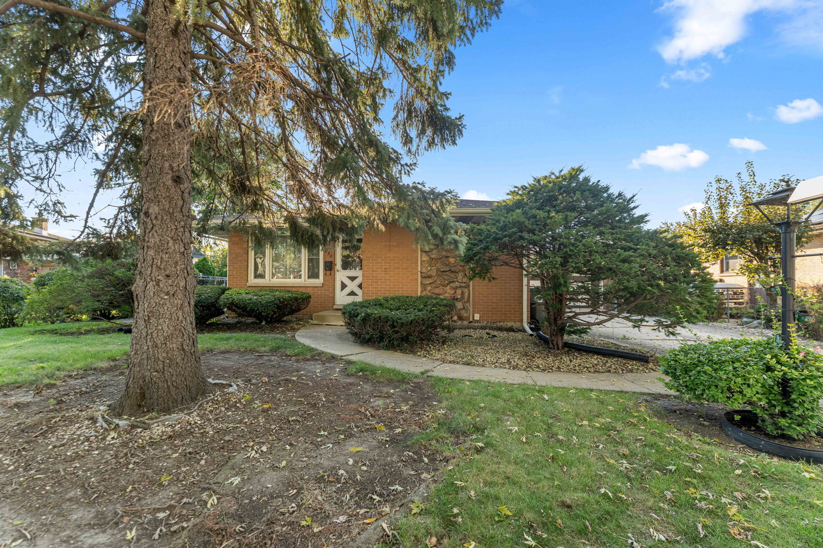 630 De Angelis Court