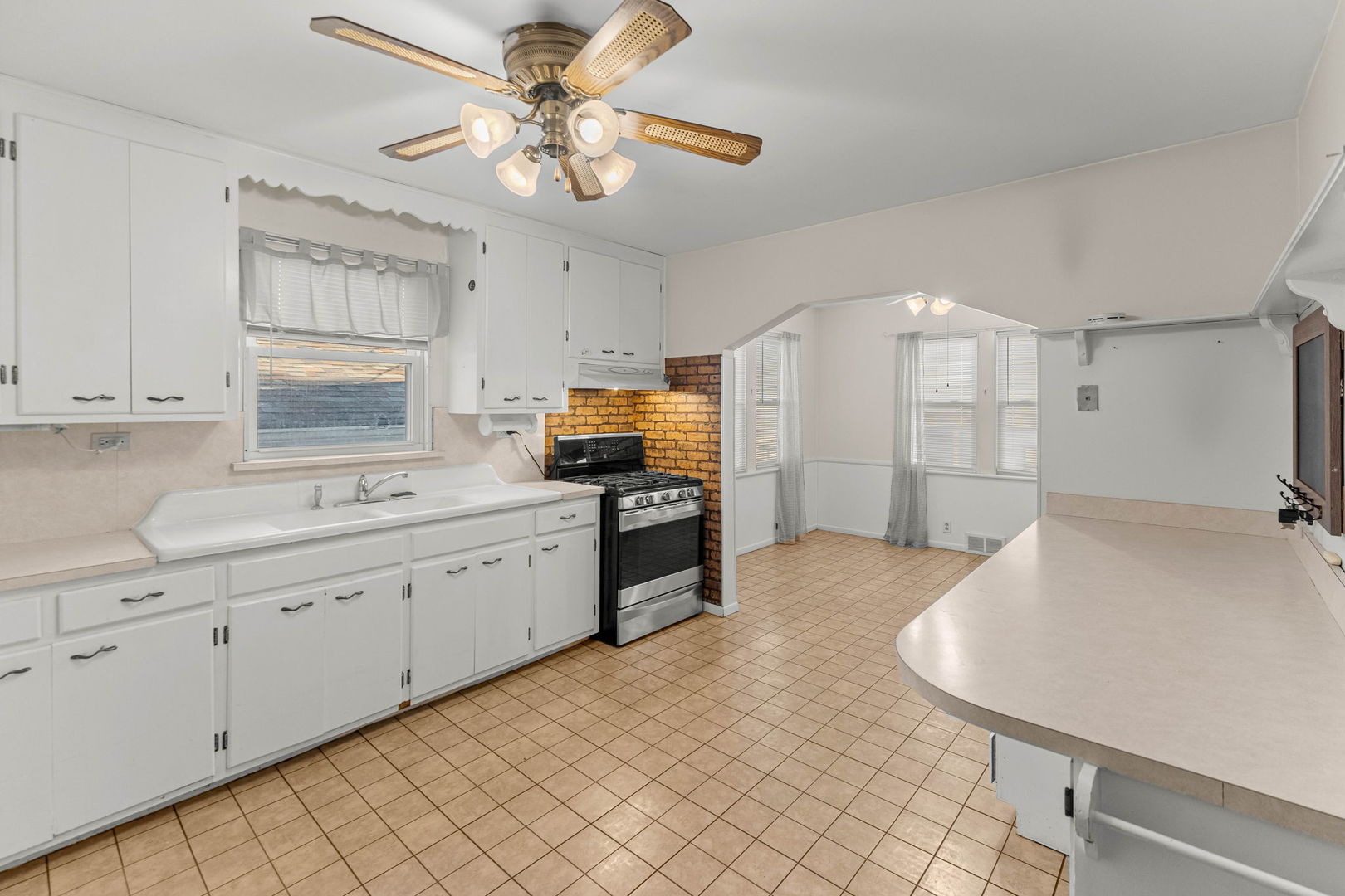629 De Angelis Court