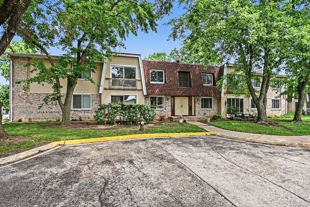 2920 Roberts Drive Unit: 4
