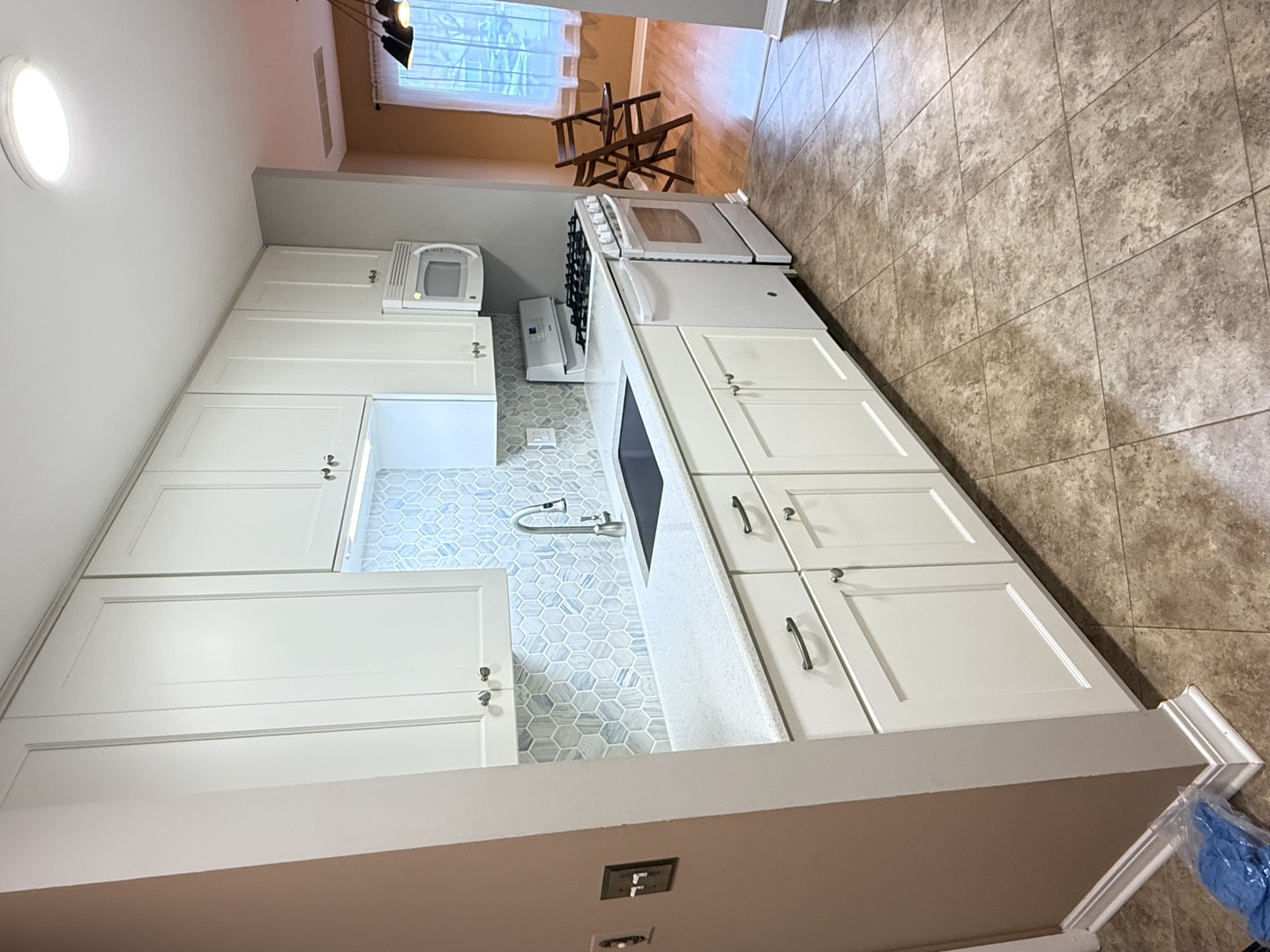 2920 Roberts Drive Unit: 4