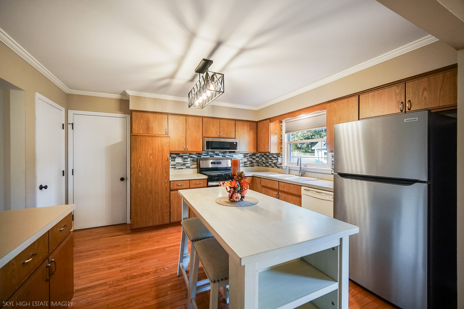 427 Glenys Drive