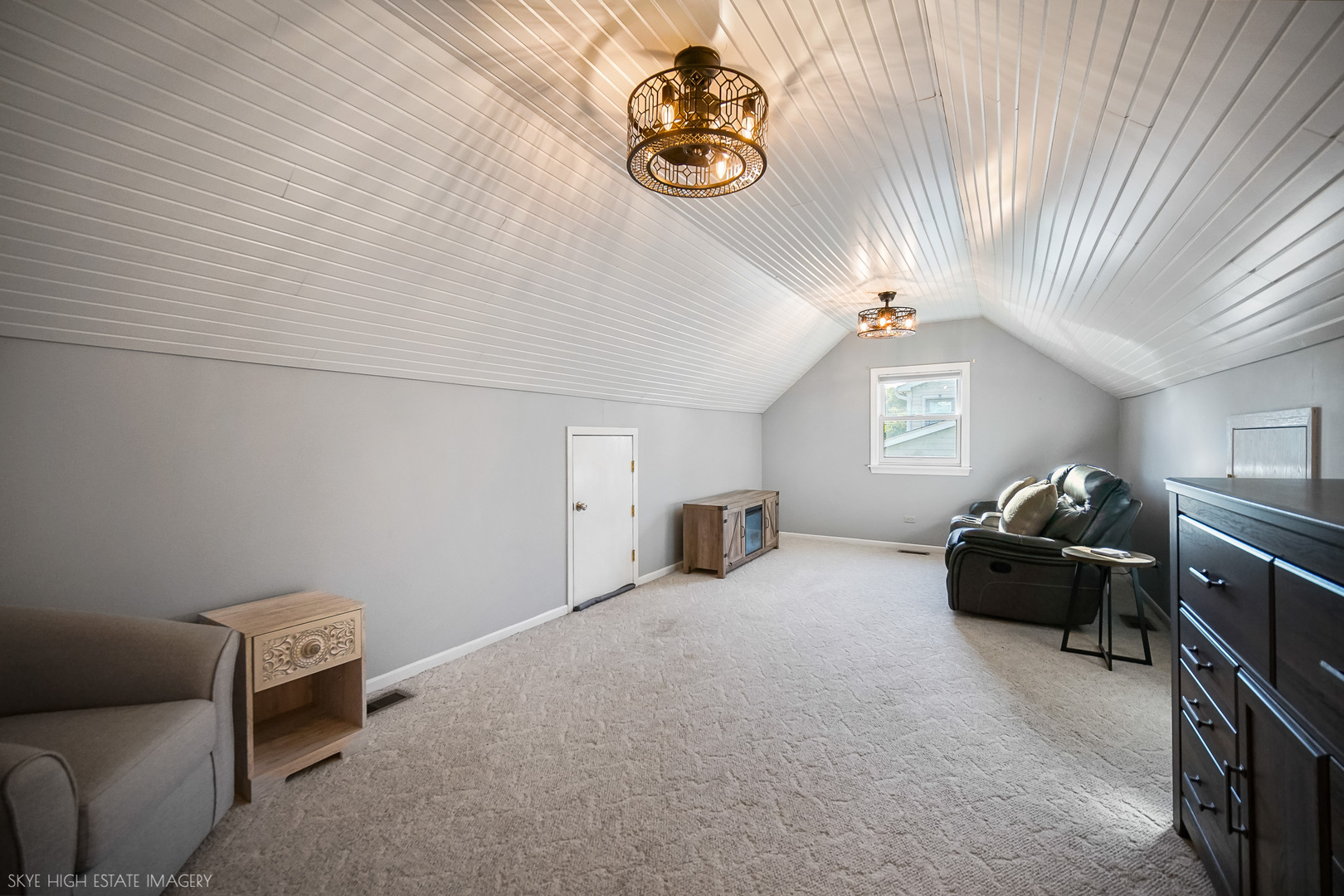 427 Glenys Drive