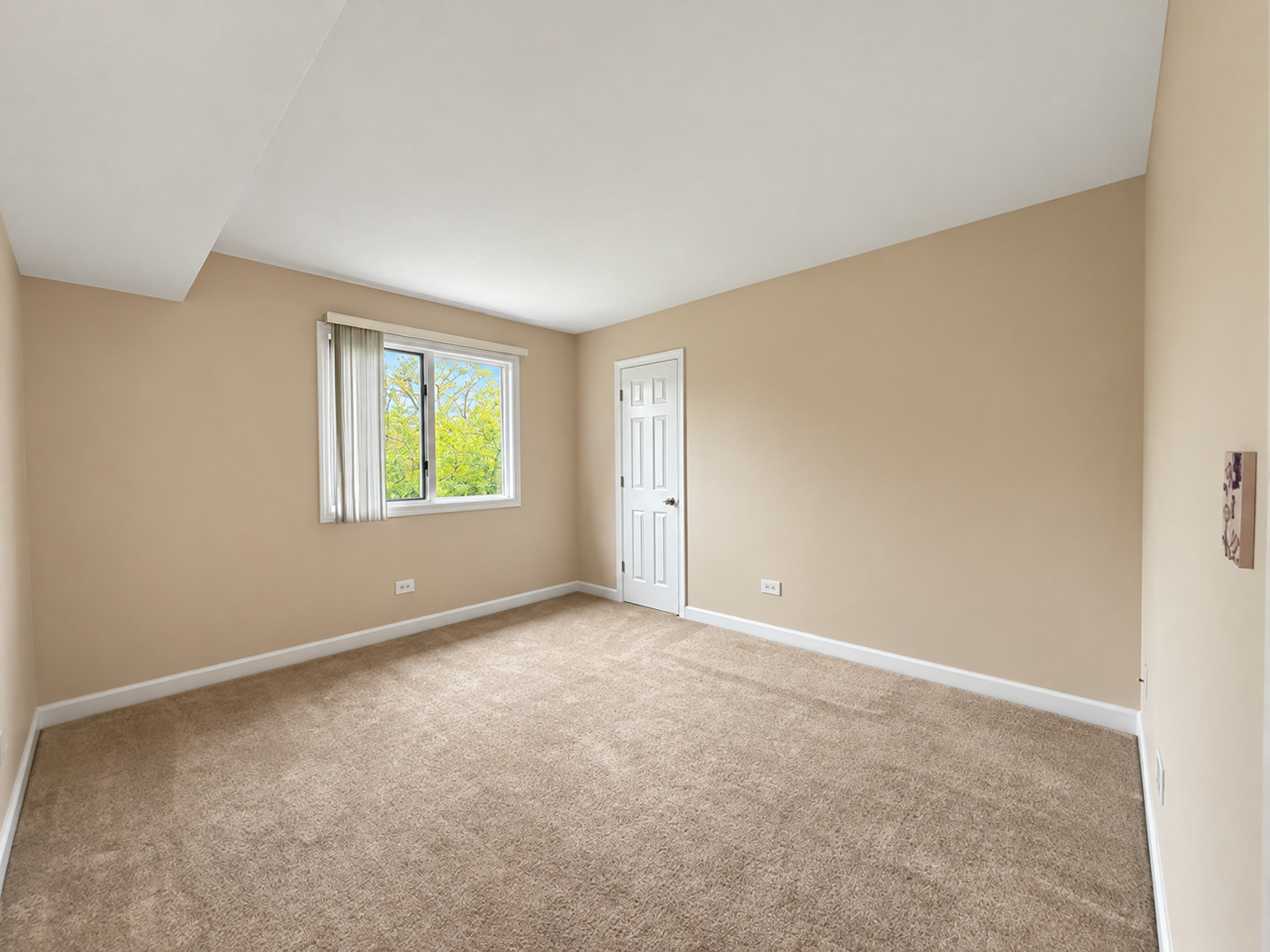 6820 Joliet Road Unit: 9