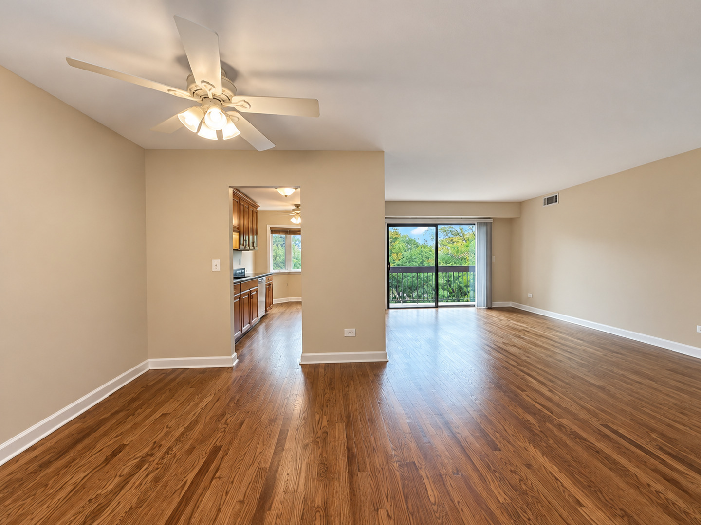 6820 Joliet Road Unit: 9