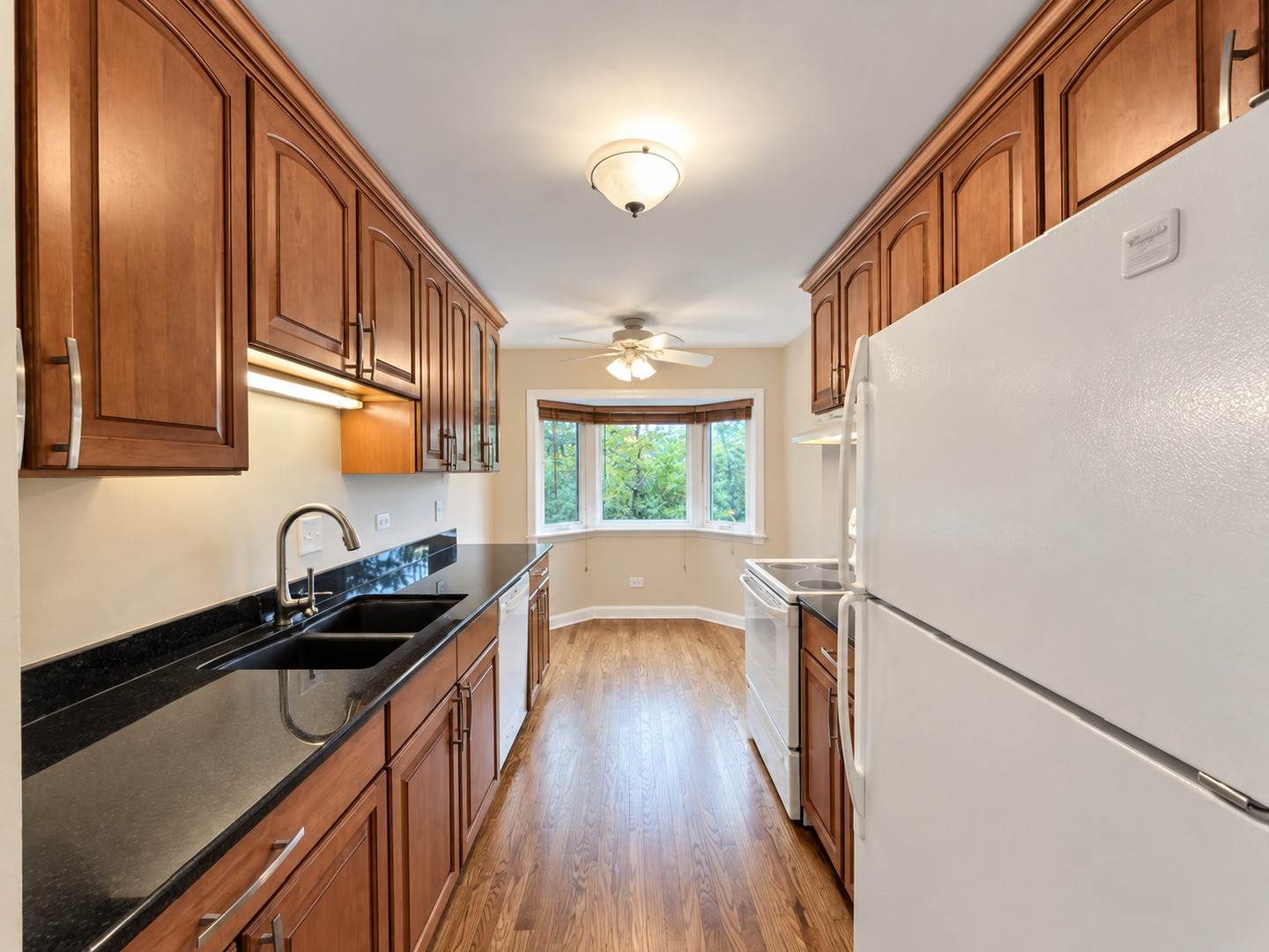 6820 Joliet Road Unit: 9
