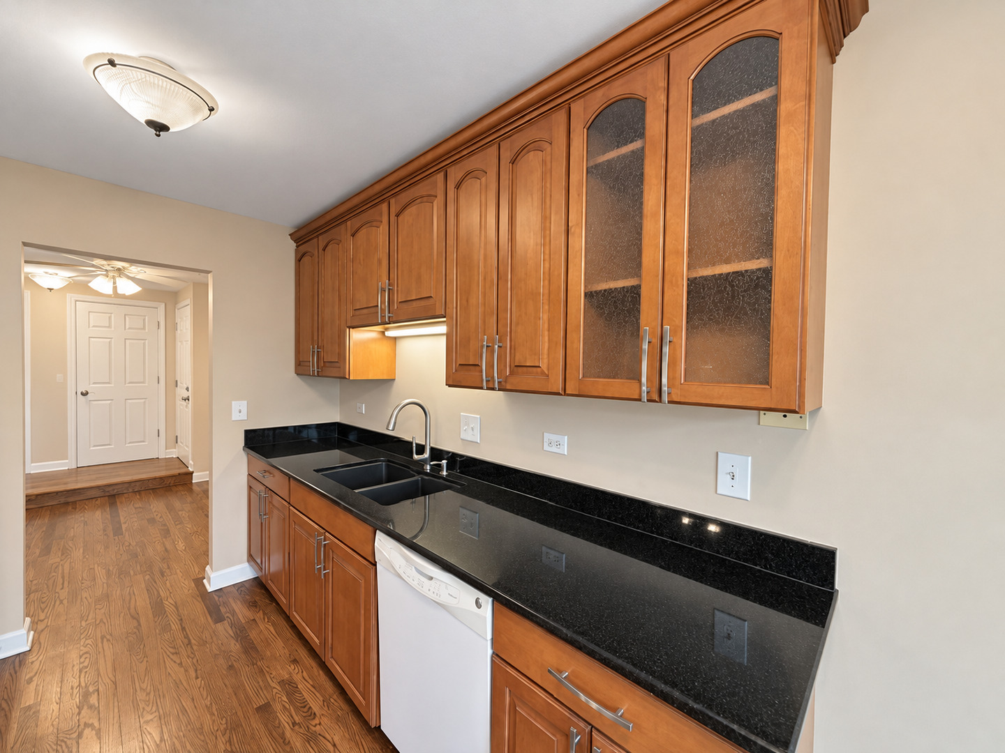 6820 Joliet Road Unit: 9