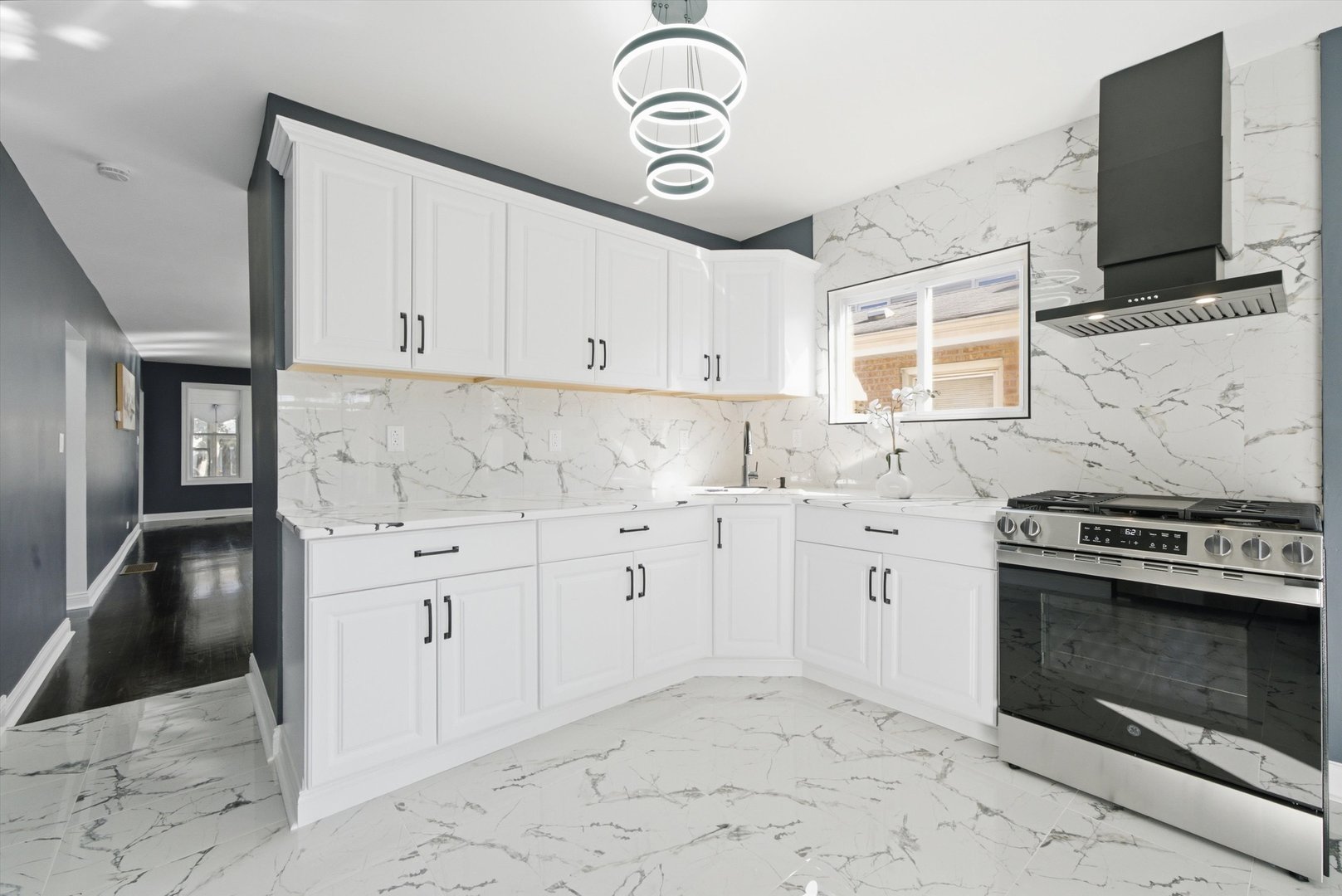 3315 W 61st Street